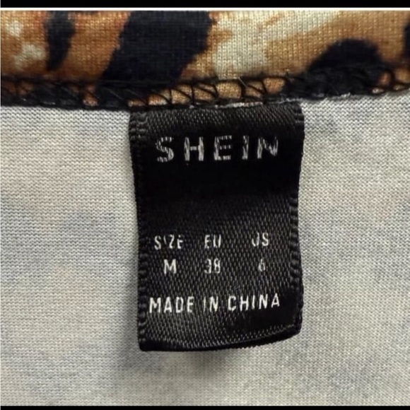 SHEIN Women’s Black & Leopard Print Long Sleeve Shirt Size Medium Top - Picture 3 of 8